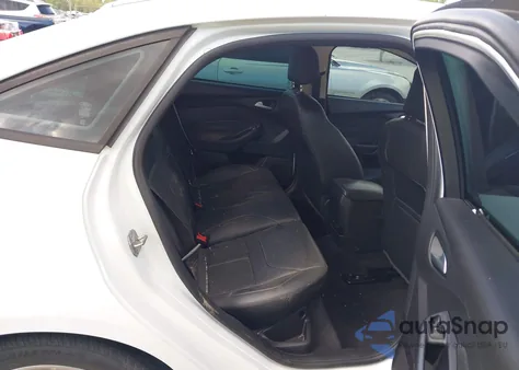 2015 Ford Focus Se from USA, damaged, VIN 1FADP3F28FL274535